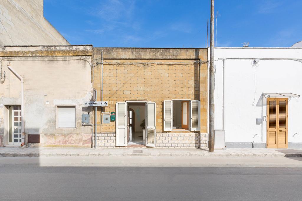 Casa Angiulina By Barbarhouse San Pancrazio Salentino Exterior foto